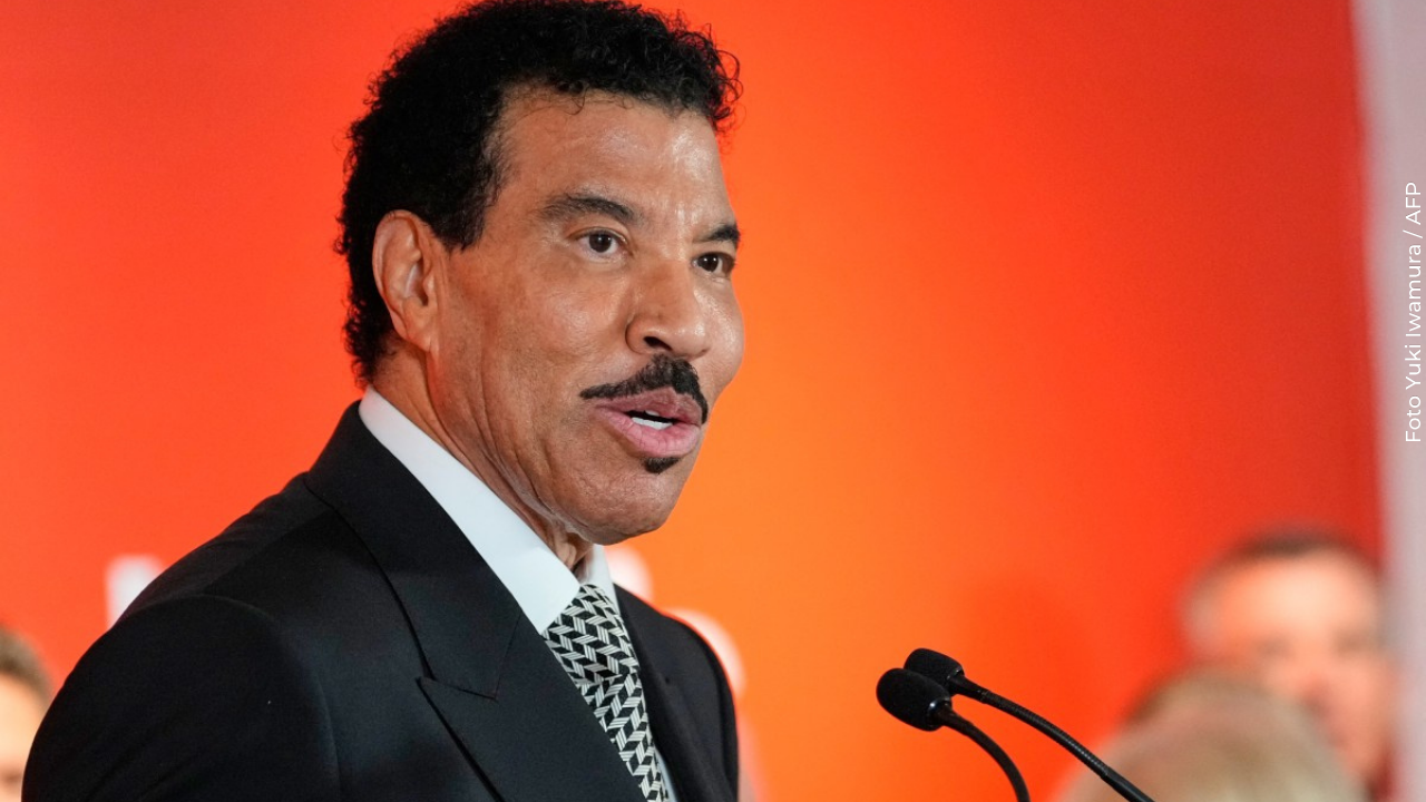 Lionel Richie preocupa por hospitalización