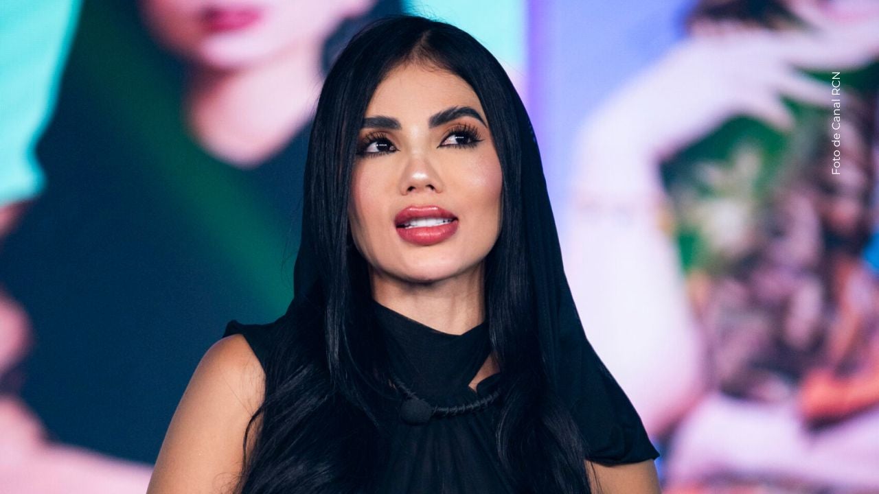 Karina García es funada por petición a su estilista.