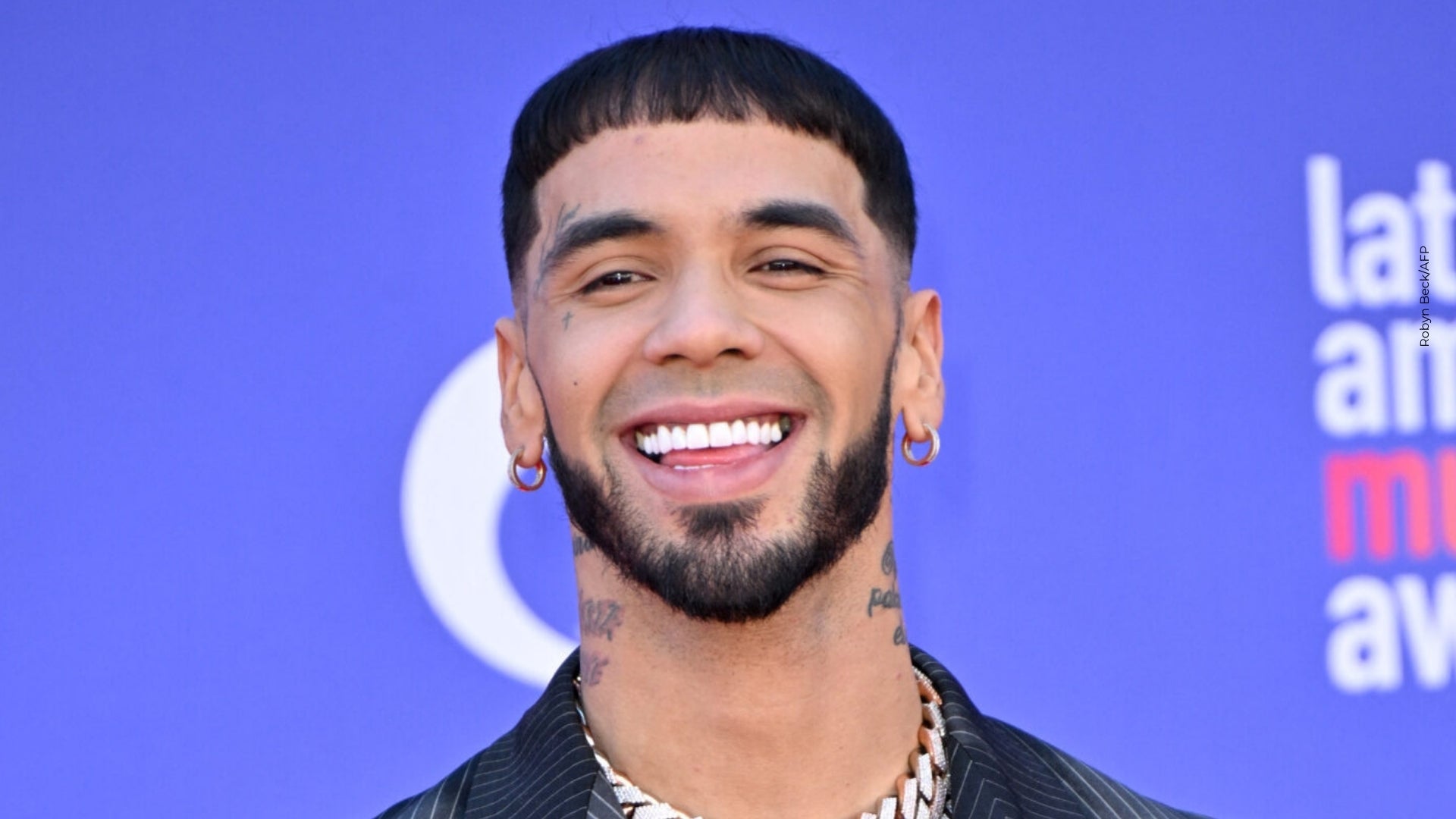 Anuel AA sorprendió al aparecer junto a su expareja en Medellín, ¿de quién se trata?