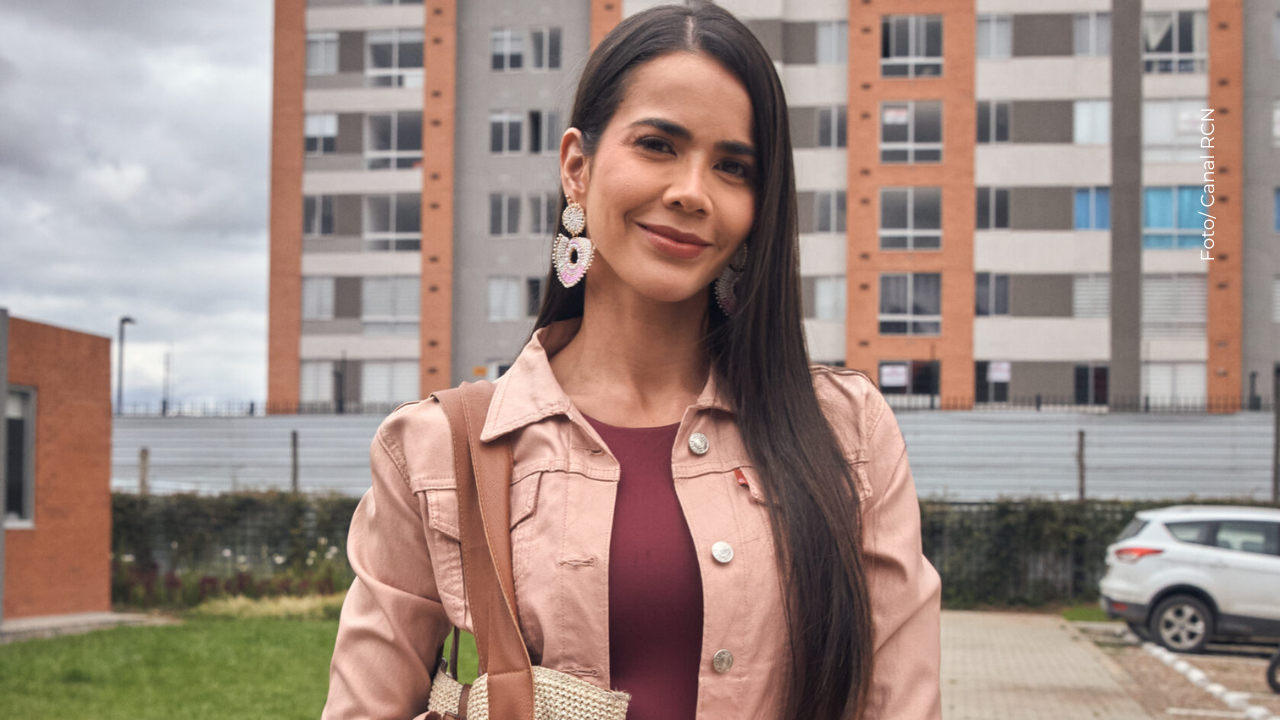 Salomón Bustamante respondió si está con Laura de León por interés