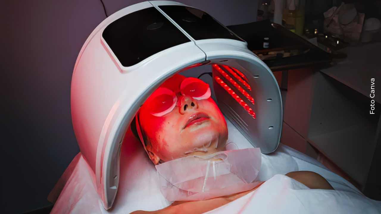 Presentador de noticias reveló qué le pasó tras sufrir una parálisis facial en vivo