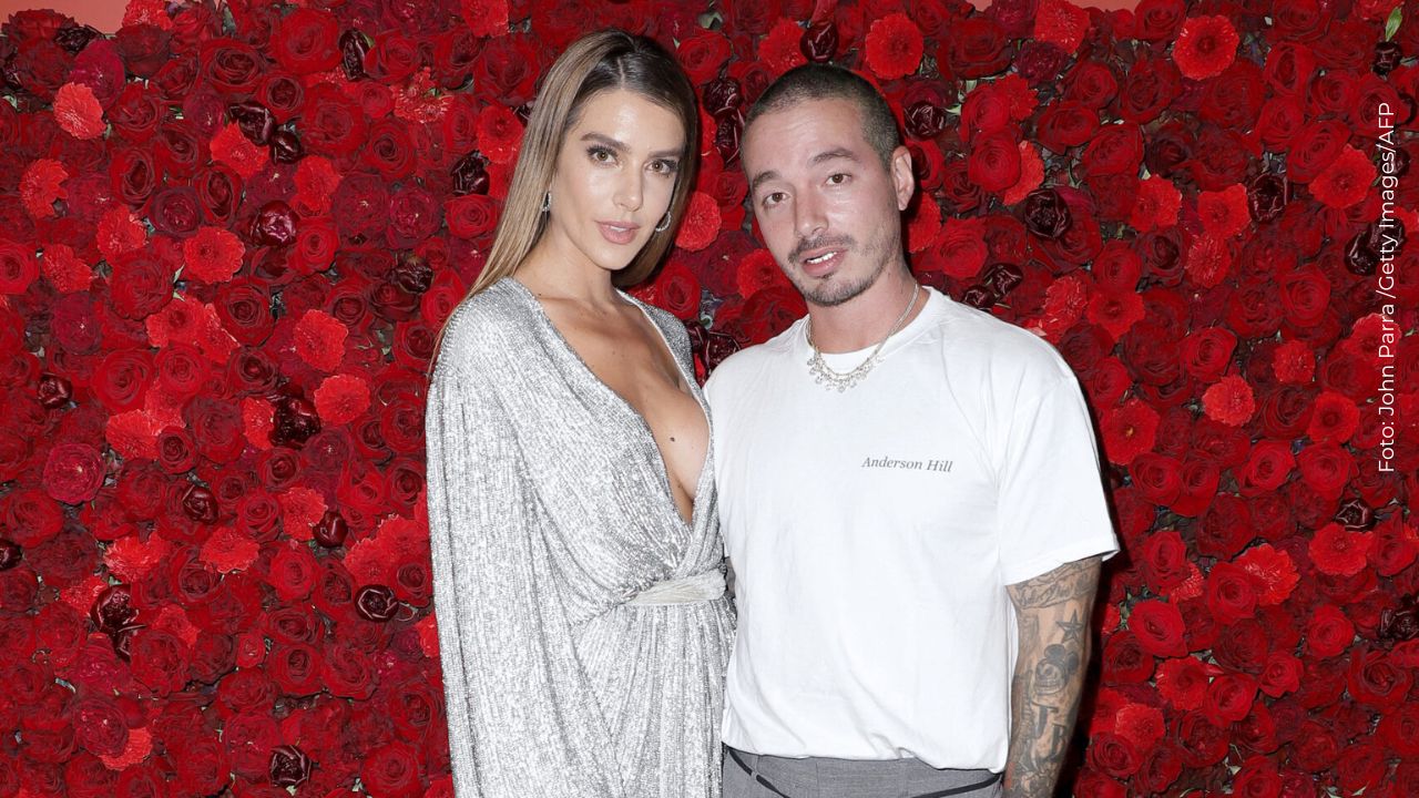 Valentina Ferrer y J Balvin en el lanzamiento de Bombshell Intense 2019