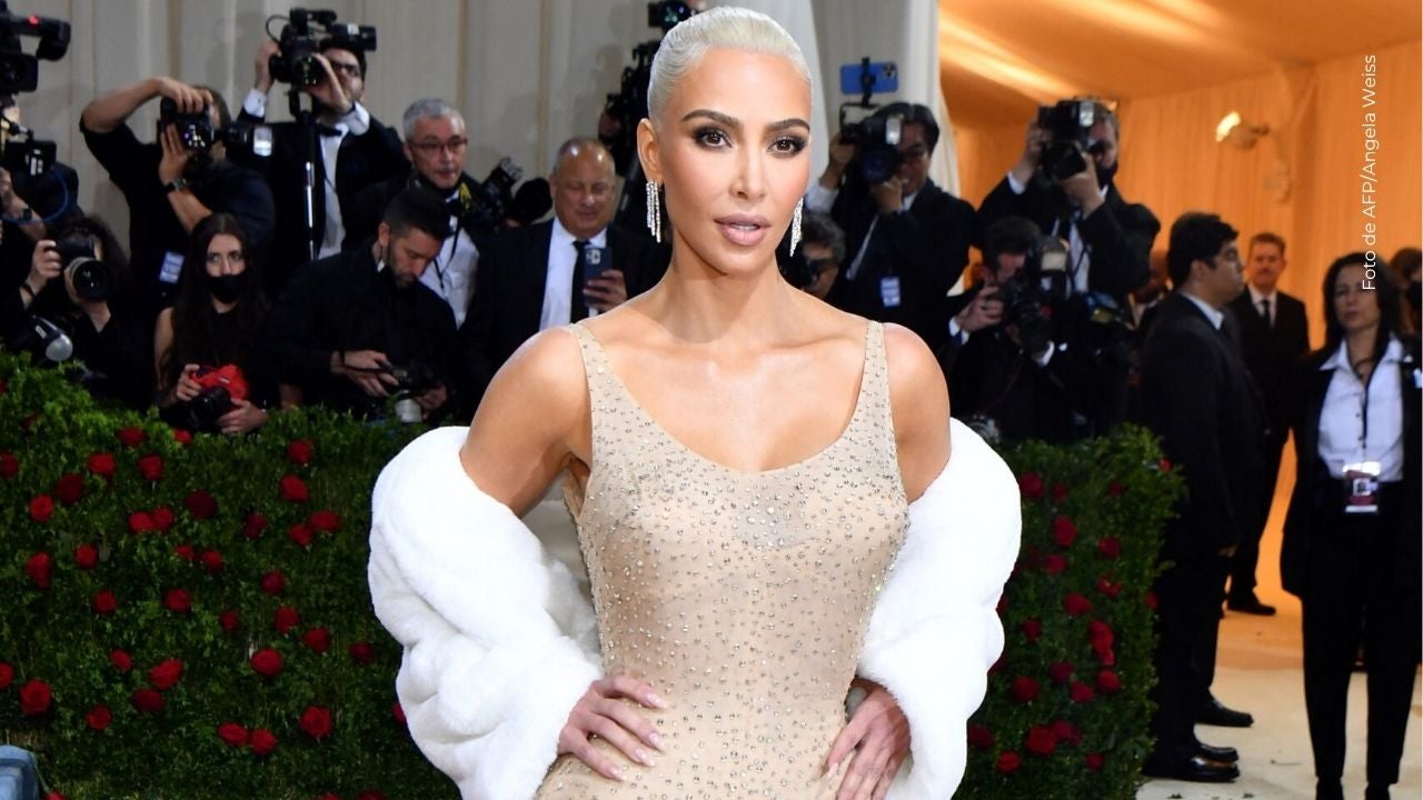 Kim Kardashian fue diagnosticada con esofagitis.