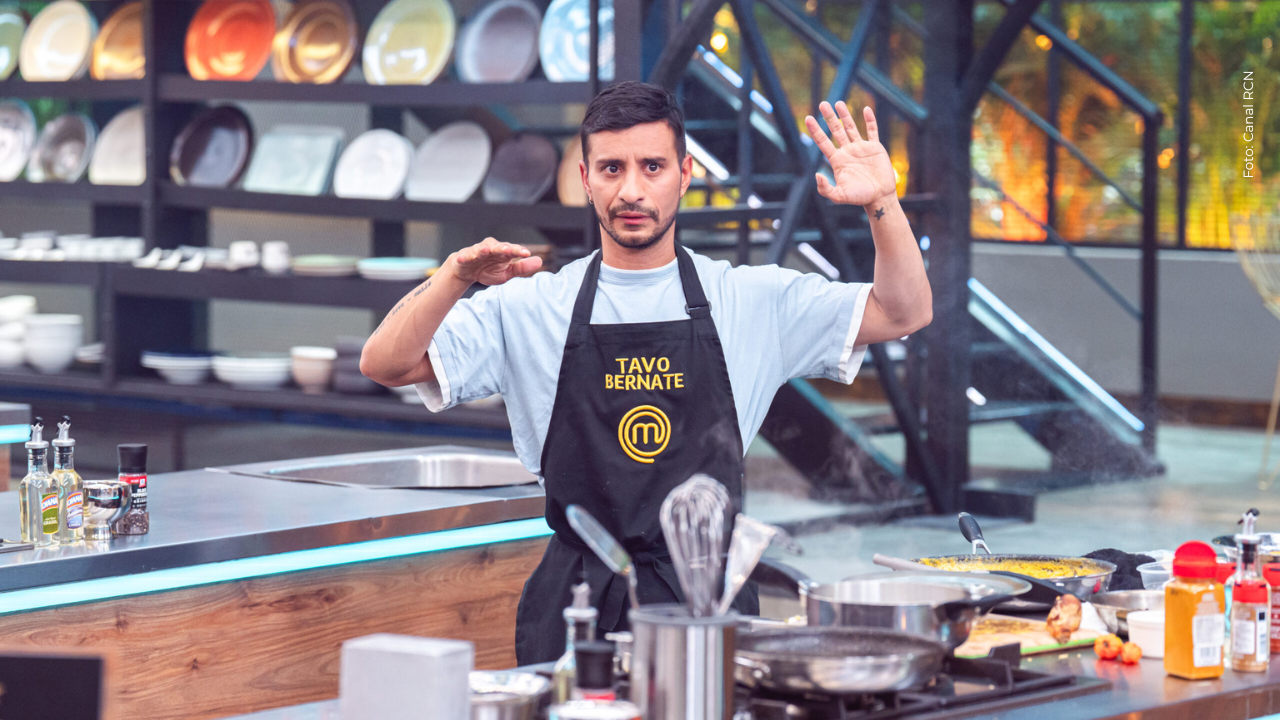 Claudia Burgos, pareja de Tavo Bernate reaccionó por su eliminación de MasterChef: ¿qué le dijo?
