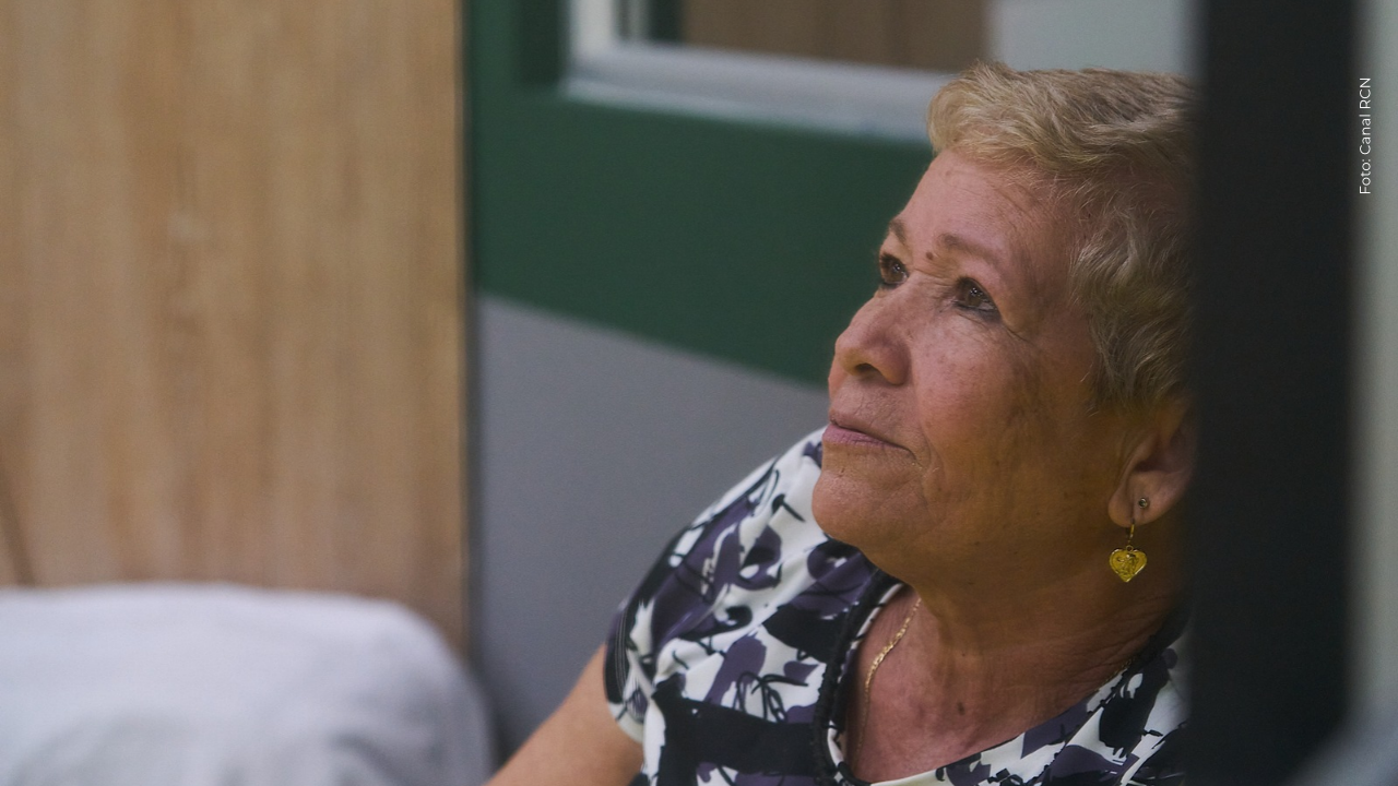 La abuela, exparticipante de La casa de los famosos Colombia compartió foto con un hombre: esto dijo