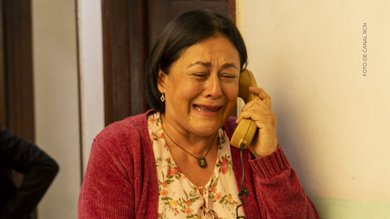 Alina Lozano apareció llorando en redes sociales