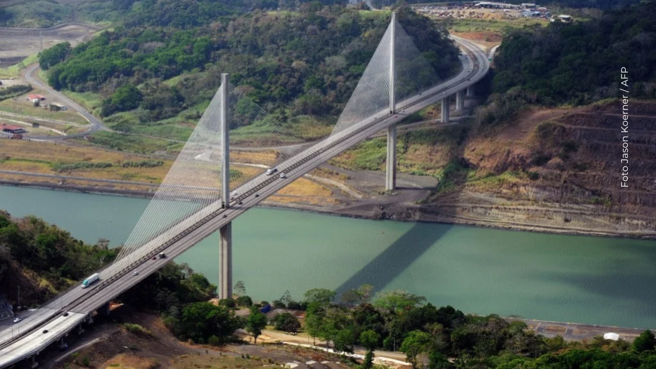 Puente Centenario