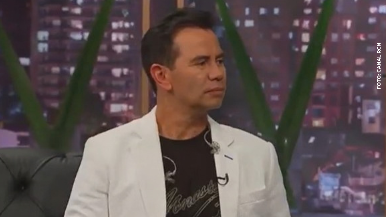 ¿Jenny López está embarazada de Jhonny Rivera? La cantante aclaró los rumores.