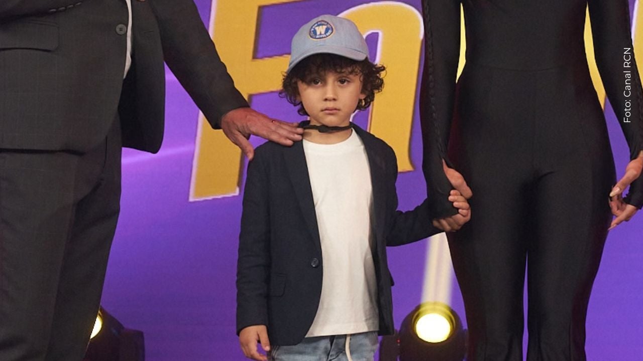 Papá de Valentino recibe elogios en redes por enseñarle al menor valiosa lección de vida