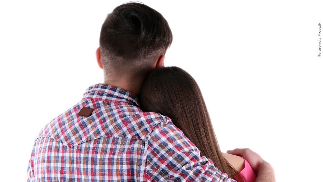 Andreina Fiallo y Fredy Guarín ya no ocultan su amor en redes sociales.