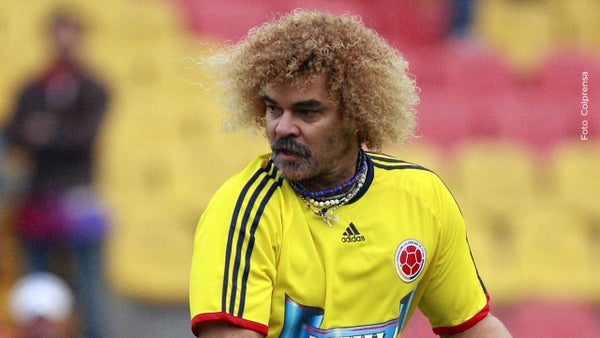 El Pibe Valderrama se despidió de su icónica melena y se rapó por completo: así luce