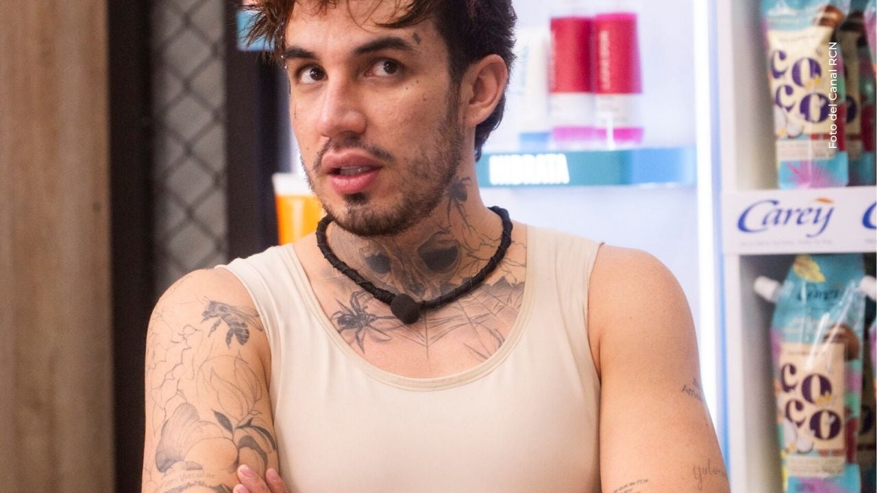 Así quedó el rostro de Valentino Lázaro tras entrenar boxeo para su pelea contra Emiro