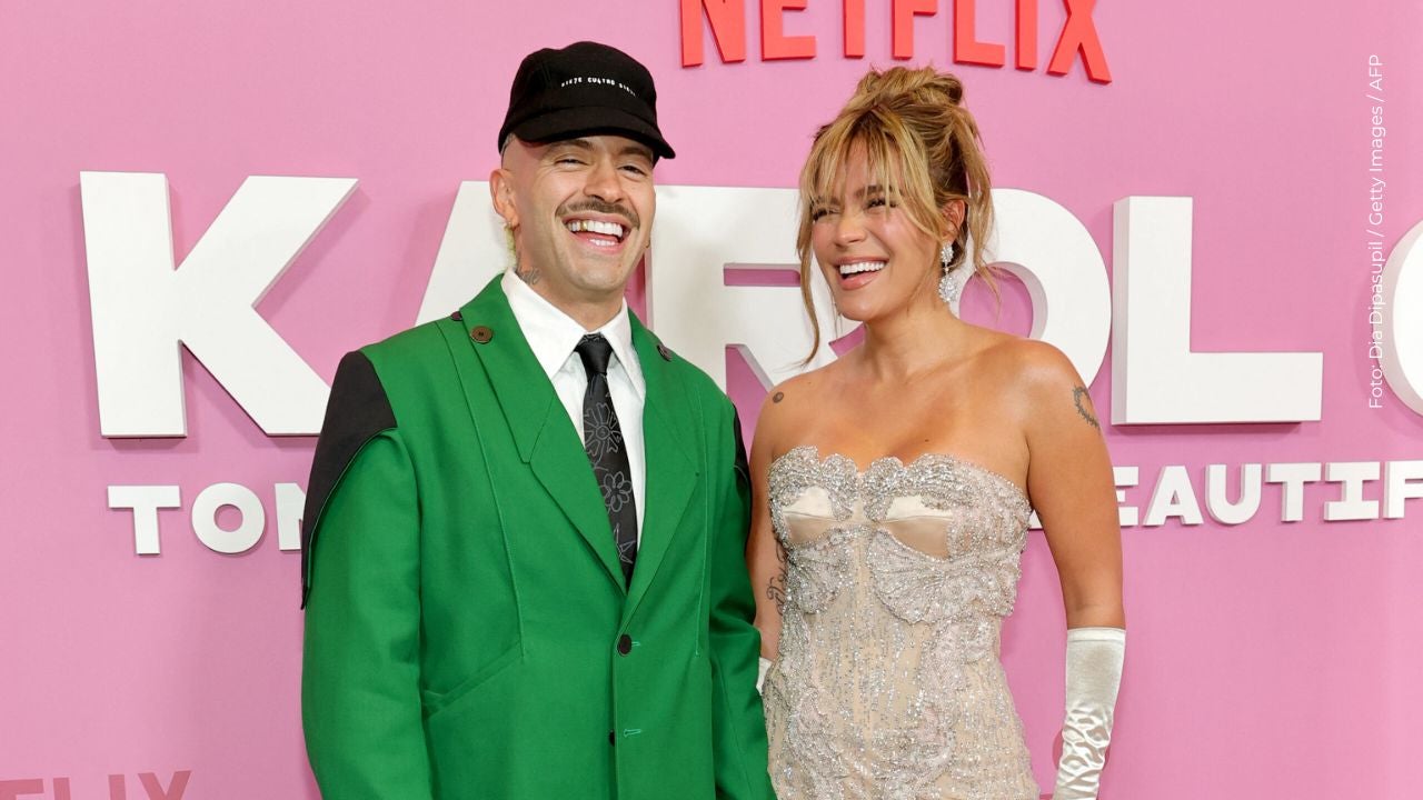 Karol G sorprendió con foto vestida de blanco y desató rumores de matrimonio