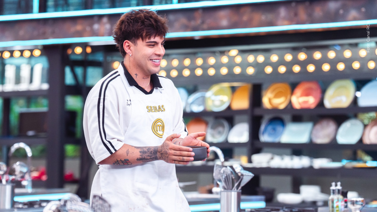 Reencuentro entre Sebastián Villalobos y su expareja sorprende en redes: ¿cuál es la razón?
