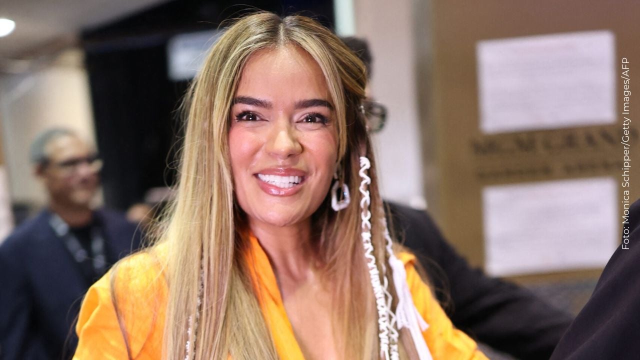 Karol G sorprende en redes con disfraz de 'El Cadáver de la novia'