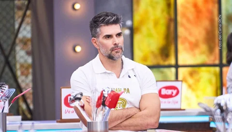 Juan Pablo Llano habla con seriedad acerca de MasterChef: "a uno no lo saca nadie".