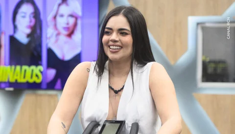 La Segura no permite que acaricien su panza de embarazo