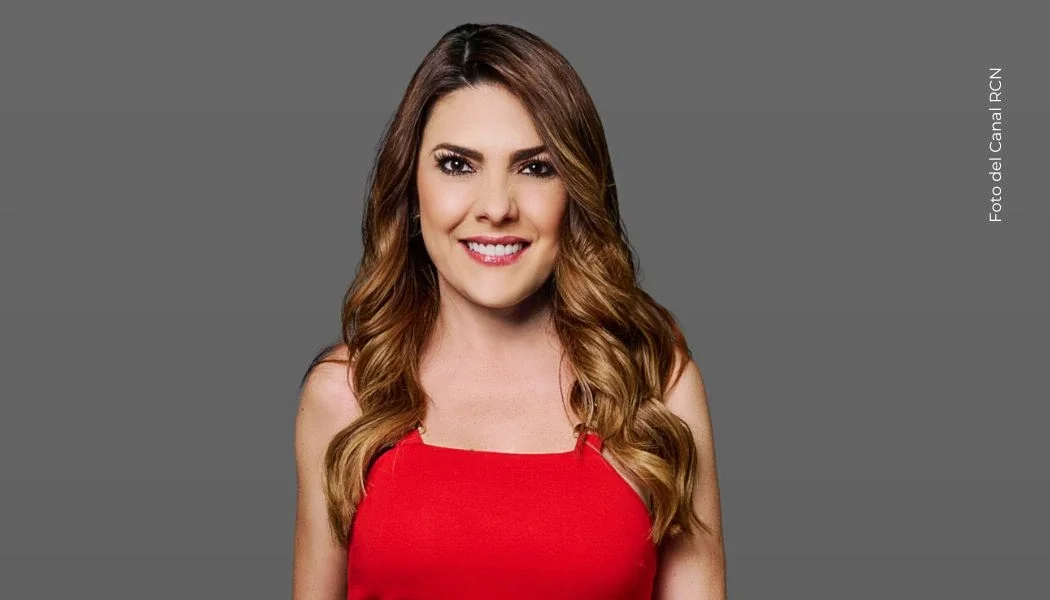 Le juegan broma a Ana Karina Soto en pleno set de grabación.