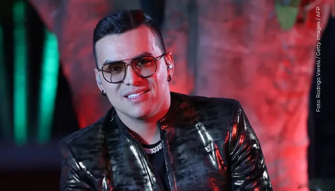 Yeison Jiménez regalará 1000 becas universitarias